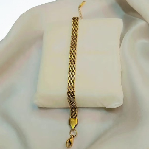 Classic Gold-Tone Chain Bracelet