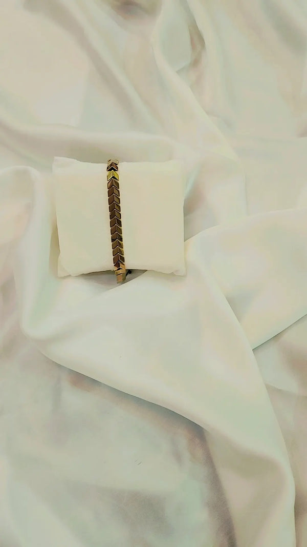 Adjustable Stone Bracelet
